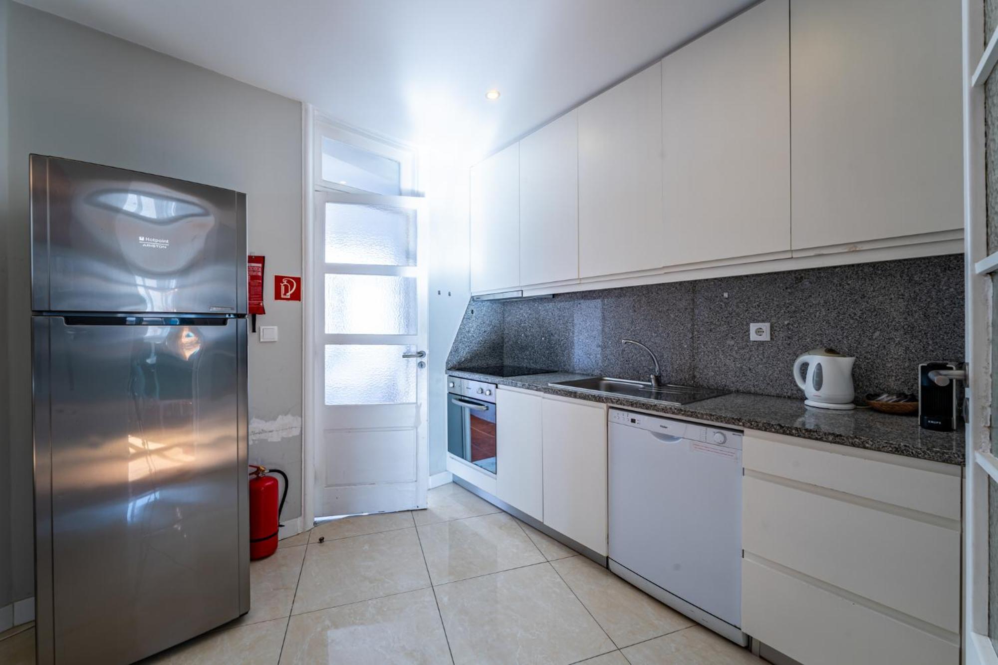 Large And Charming Downtown Appartement *